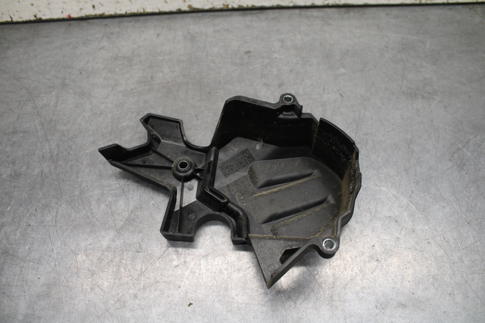 24 KAWASAKI NINJA 500 ABS ENGINE SPROCKET COVER BB730