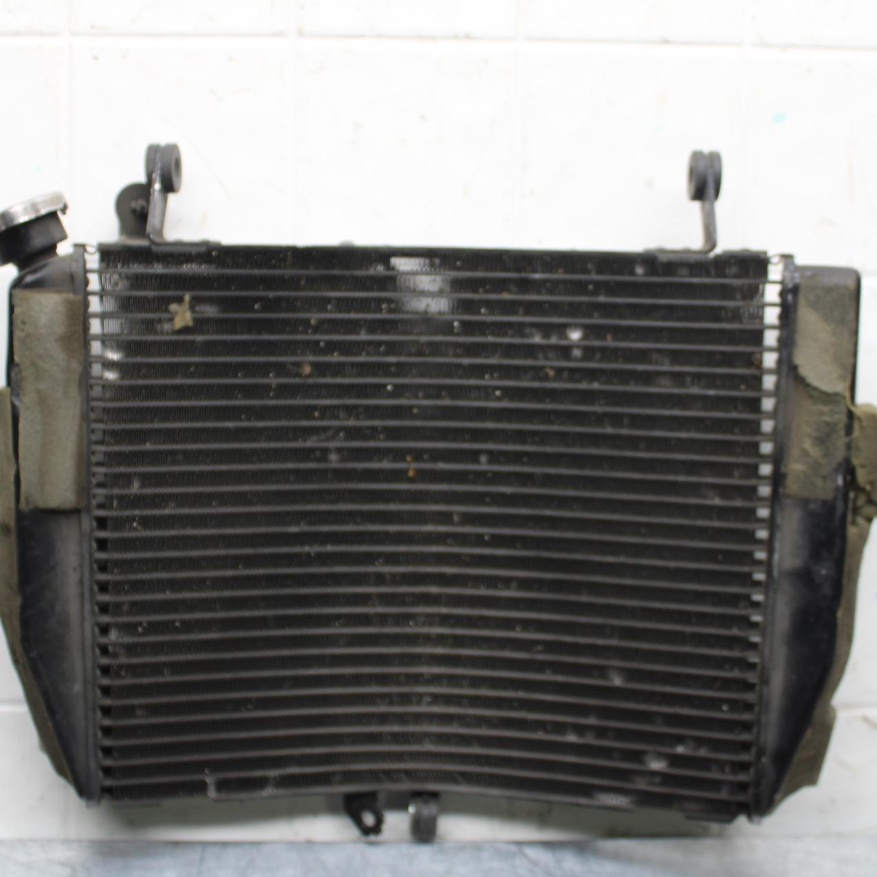 2007 Yamaha YZF R6S ENGINE RADIATOR MOTOR COOLER COOLING  BB594
