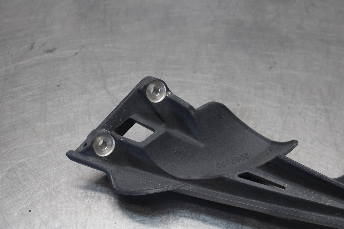12 TRIUMPH STREET TRIPLE R RIGHT REAR BACK PASSENGER PEG BB914