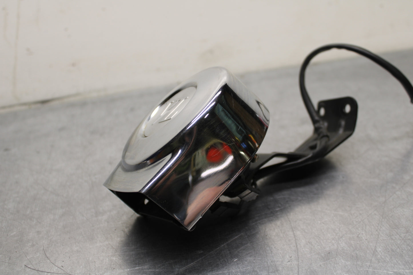 00 SUZUKI INTRUDER 1500 VL1500 HORN SIGNAL BB761