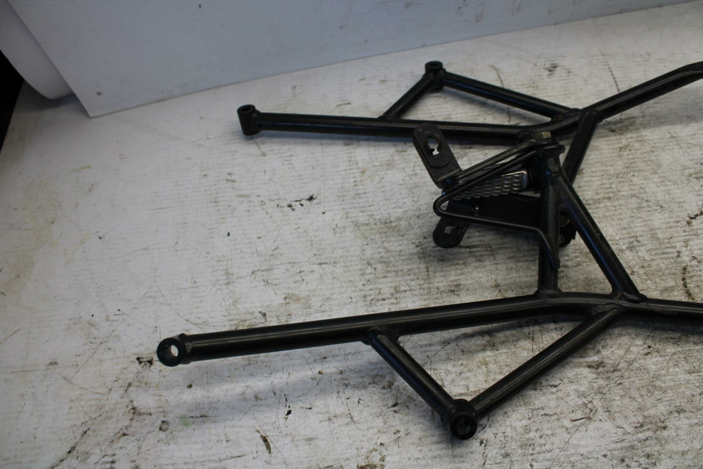 07-09 KAWASAKI VERSYS 650 REAR BACK PASSENGER PEG SET PAIR BB302