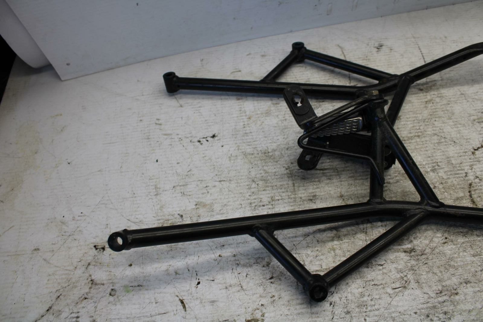 07-09 KAWASAKI VERSYS 650 REAR BACK PASSENGER PEG SET PAIR BB302