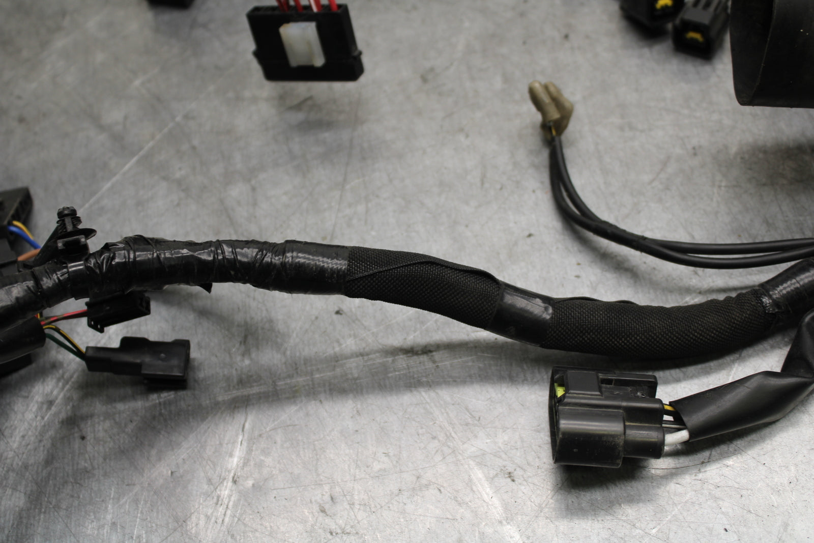 13-18 KAWASAKI NINJA ZX6R MAIN ENGINE WIRING HARNESS WIRE LOOM 26031-1548 BB666