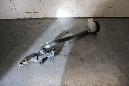 01-06 TRIUMPH TIGER 955I REAR BACK BRAKE MASTER CYLINDER W RESERVOIR  BB693