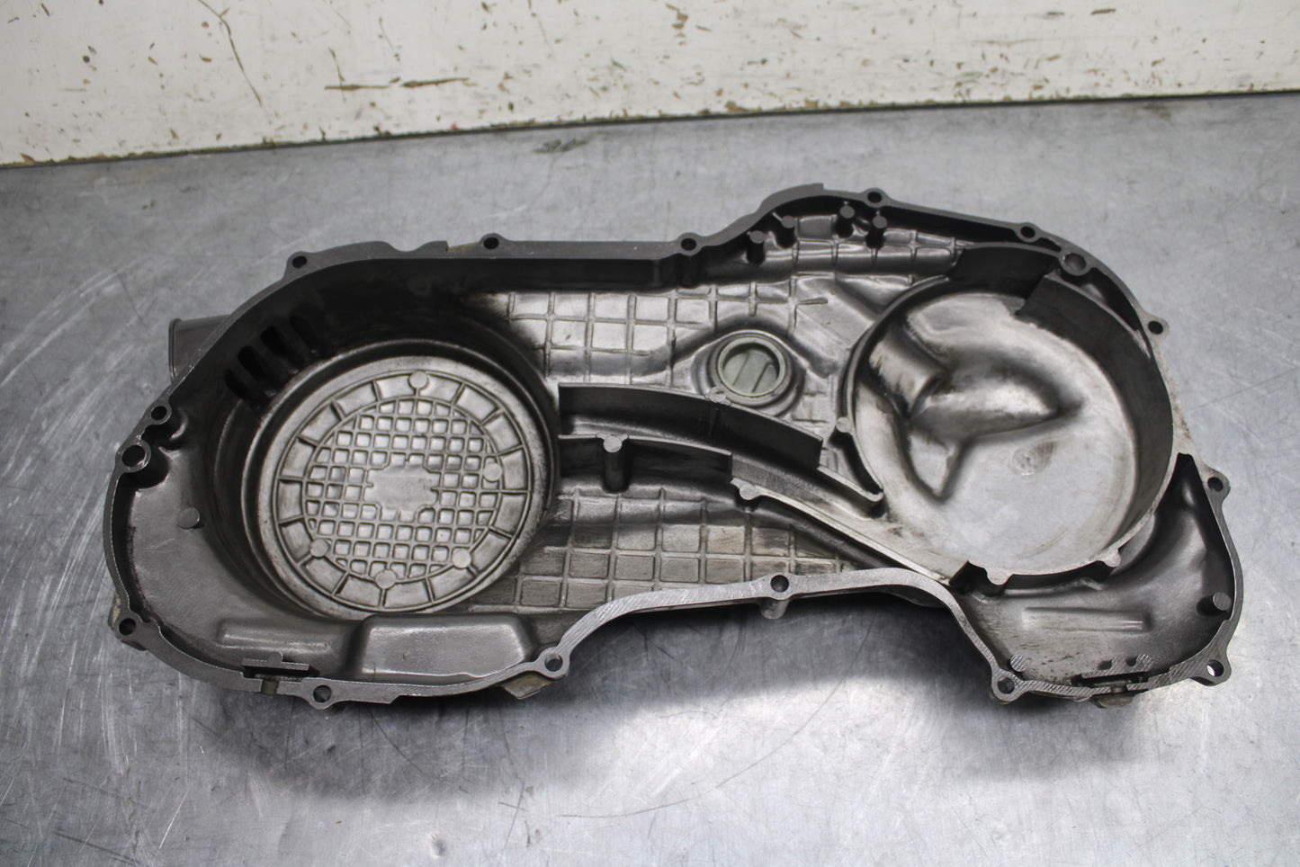 83-85 YAMAHA RIVA 180 XC180 ENGINE CRANKCASE COVER BB109