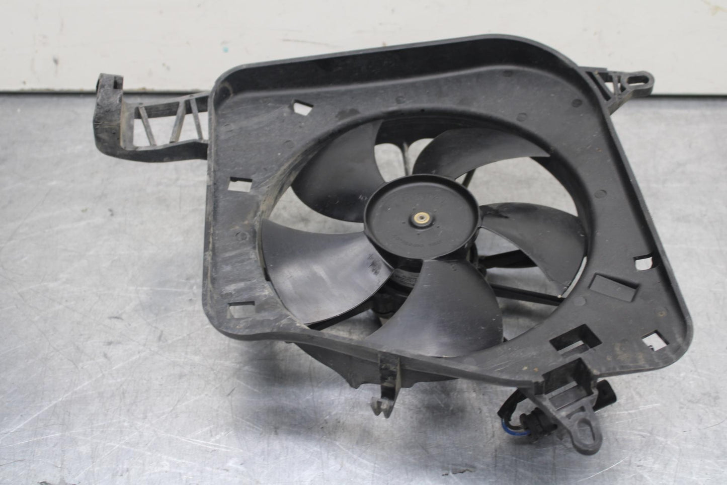  BB6042016 BMW S1000R ABS ENGINE RADIATOR COOLING FAN BB604