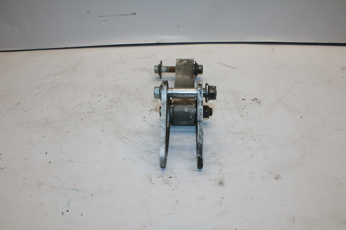 11-21 SUZUKI GSXR600 REAR DOGBONE SHOCK LINKAGE  62602-14860 62611-14J00 BB260