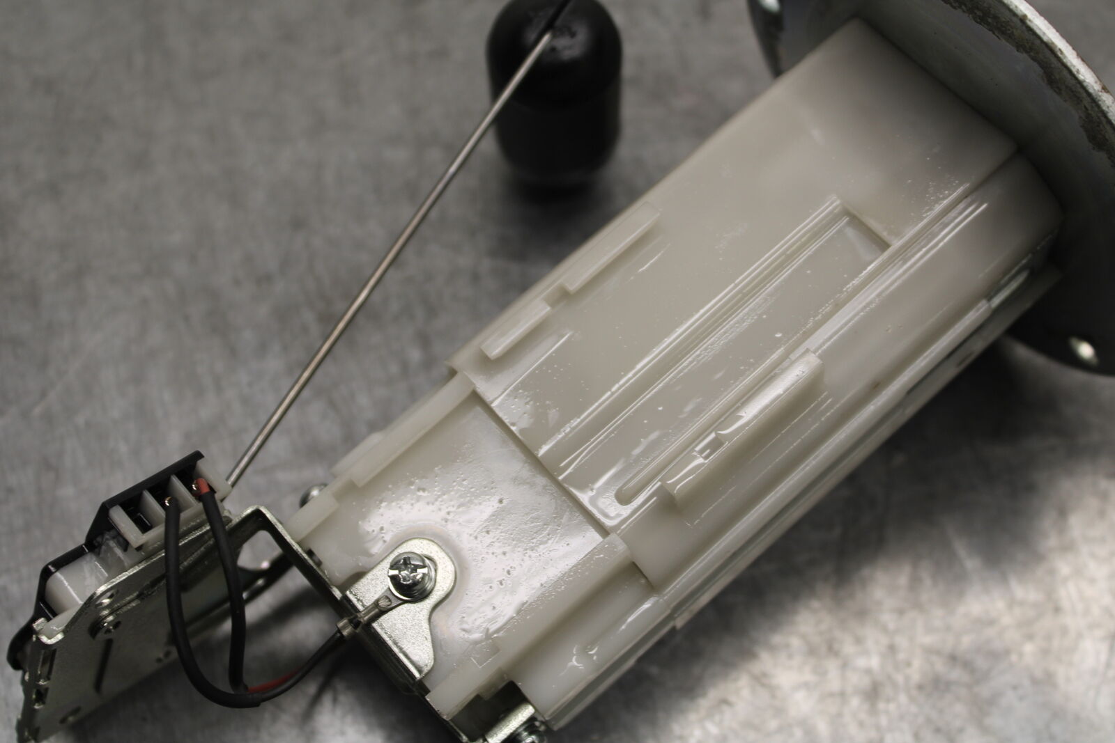 08-10 SUZUKI GSXR 600 FUEL PUMP GAS PETROL SENDER UNIT  BB721