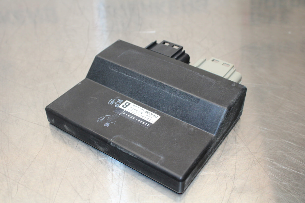 11 SUZUKI GSXR1000 ECU COMPUTER CONTROLLER UNIT BLACK BOX ECM CDI  BB142