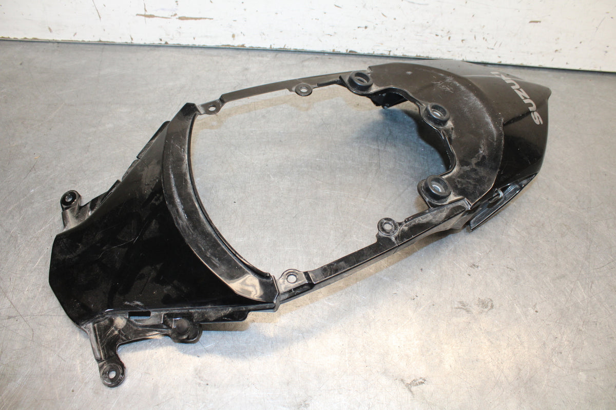 08-10 SUZUKI GSXR750 CENTER REAR BACK TAIL FAIRING COWL BB476