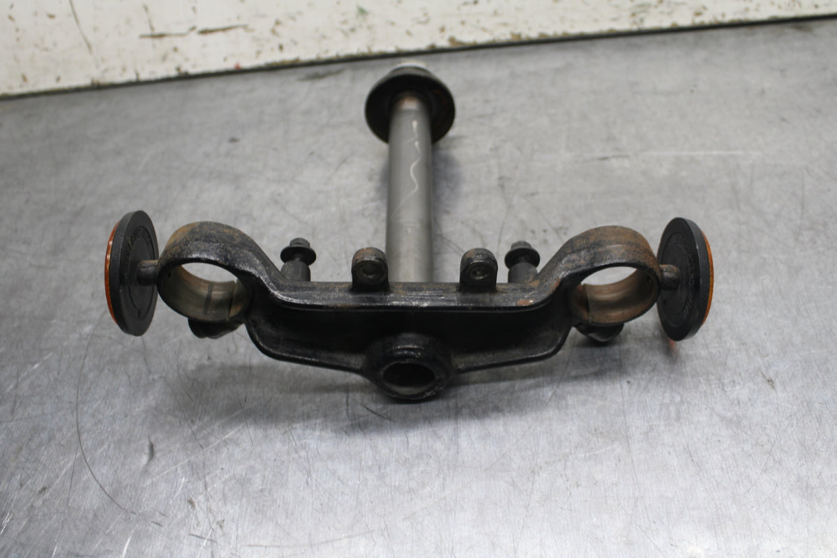 79-82 HONDA CB650 FRONT FORKS CLAMP LOWER TRIPLE TREE STEM BB107