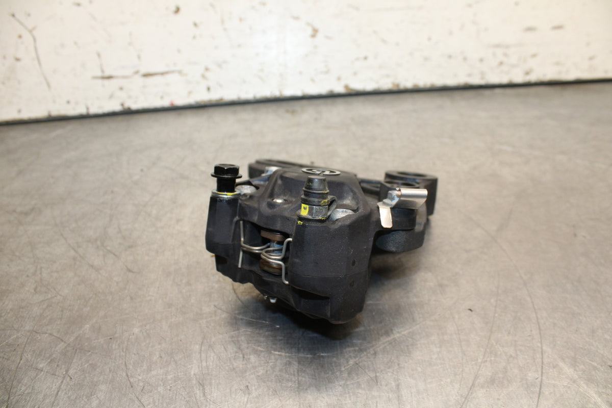 21-24 APRILIA TUONO 660 FACTORY REAR BACK BRAKE CALIPER W MOUNT BRACKET BB733