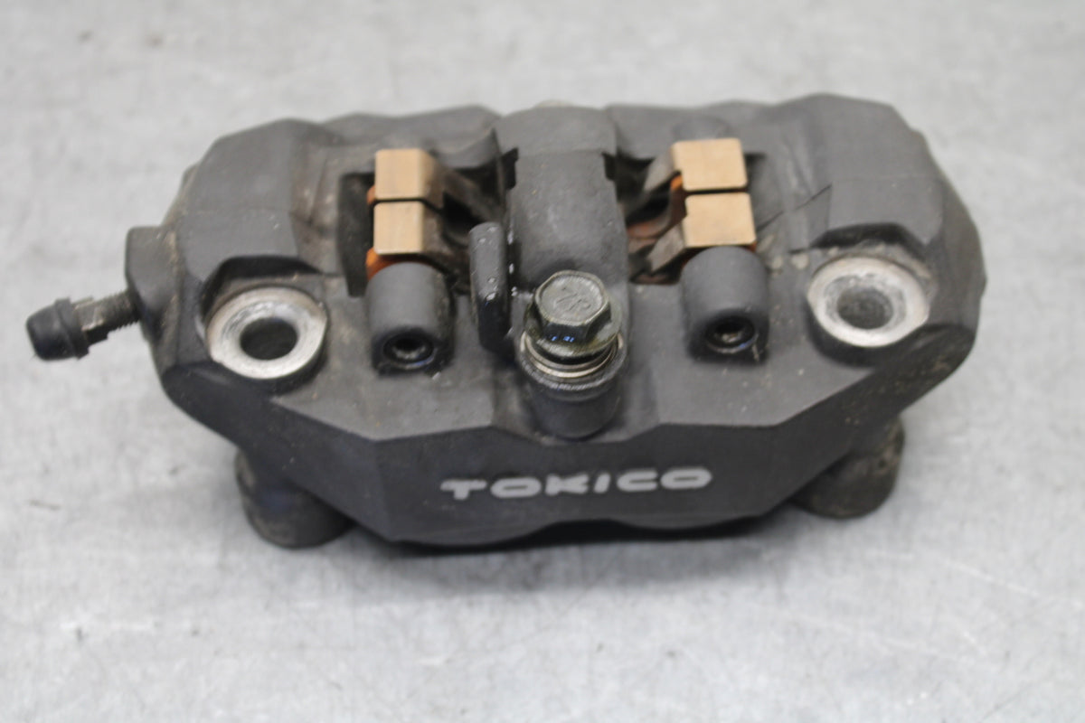 05-06 SUZUKI GSXR1000 RIGHT LEFT FRONT BRAKE CALIPER SET PAIR CALIPERS BB663