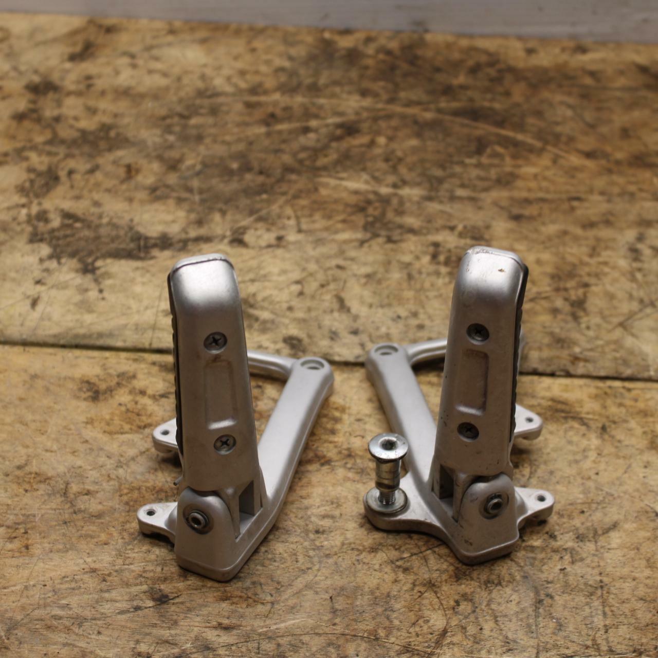 04-07 DUCATI ST3 FRONT FOOT RESTS PEGS STEPS SET PAIR BB347