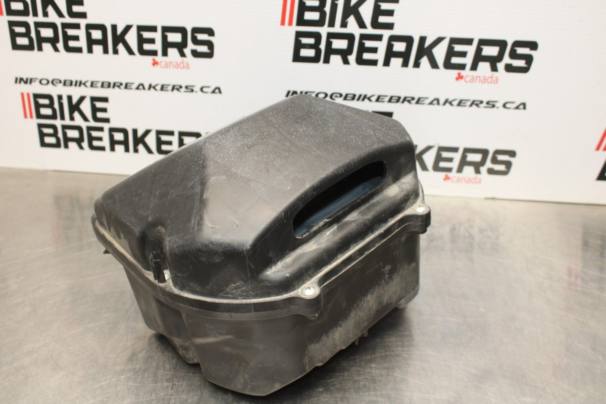 10 SUZUKI SV650 AIRBOX AIR INTAKE FILTER BOX BB181