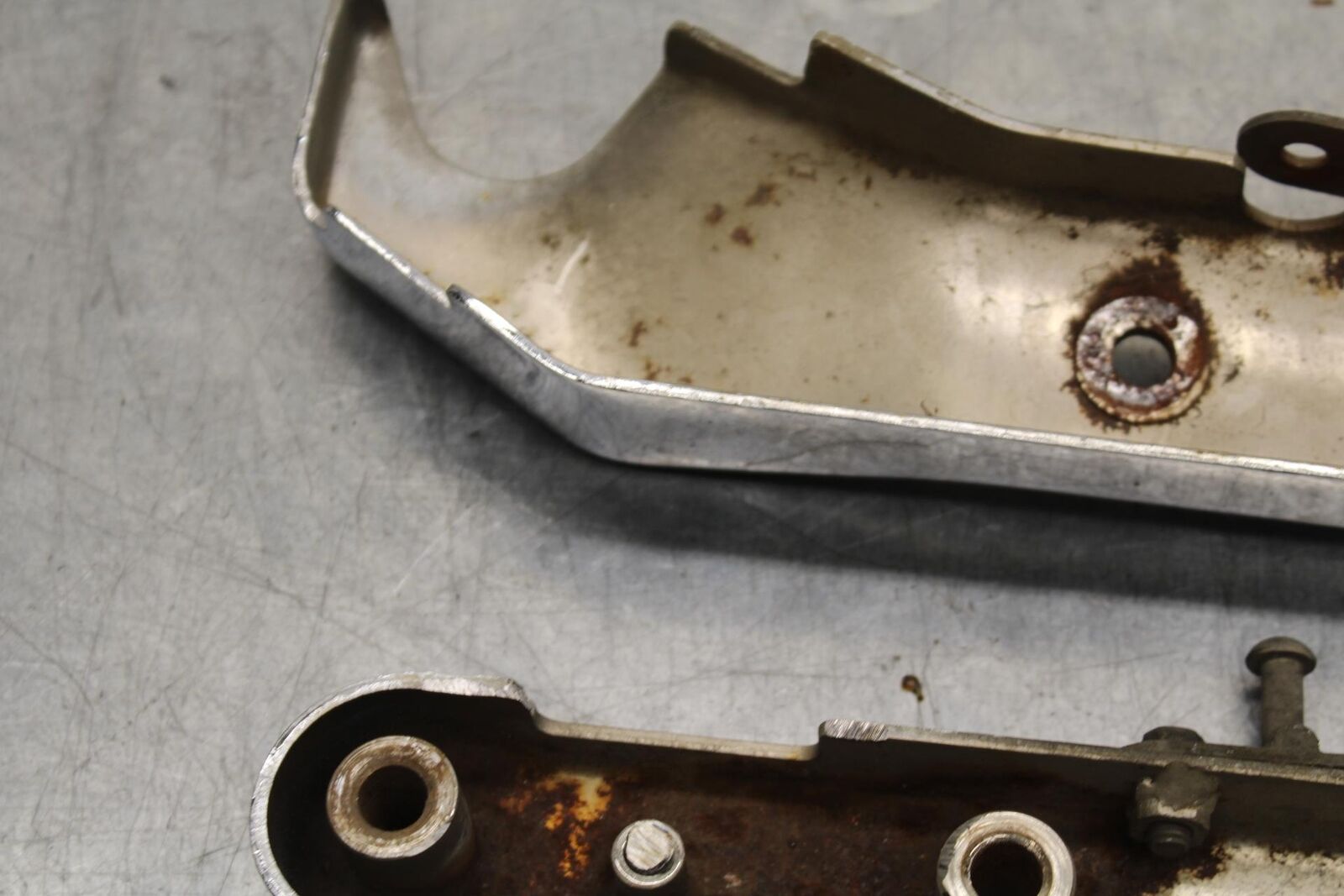 2005 Kawasaki Vulcan 1500 VN1500N Classic REAR BACK FENDER SUPPORT FRAME BB576