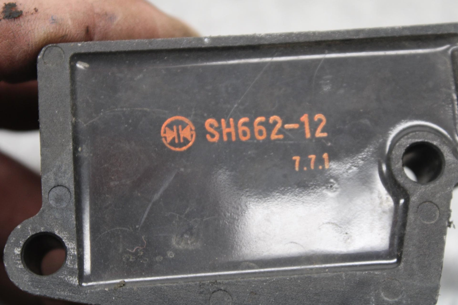 1998 Yamaha Vmax 1200 VMX1200 RECTIFIER VOLTAGE REGULATOR BB620