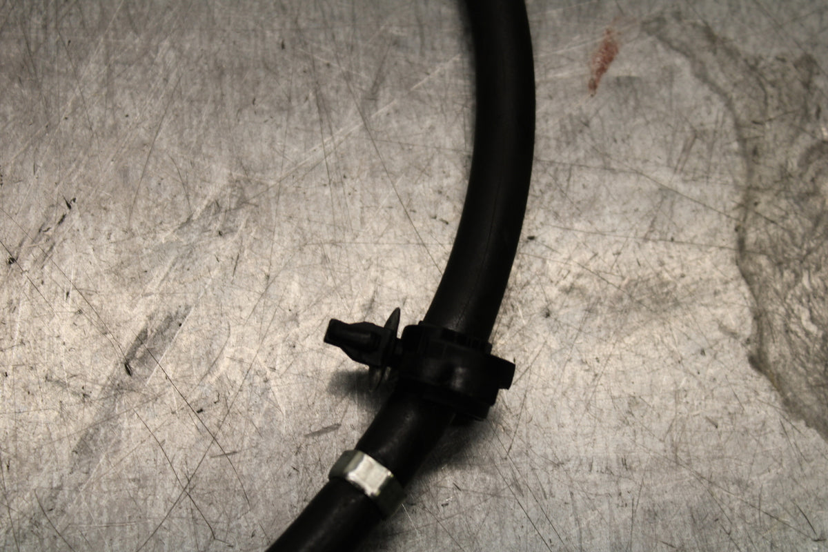 04-05 YAMAHA YZF R1 CLUTCH CABLE LINE BB131