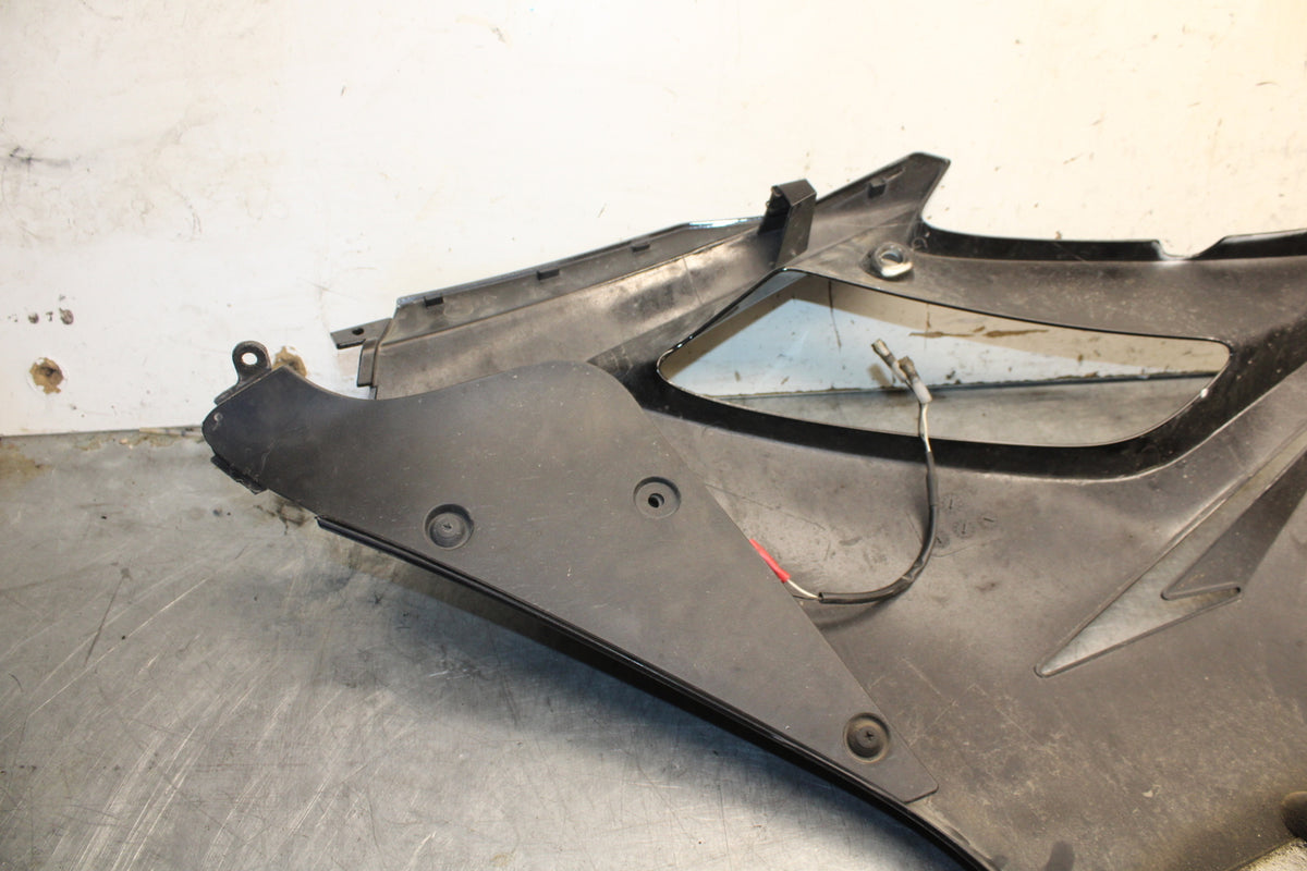 07-08 TRIUMPH DAYTONA 675 RIGHT LOWER MID UPPER SIDE FAIRING COWL  BB685