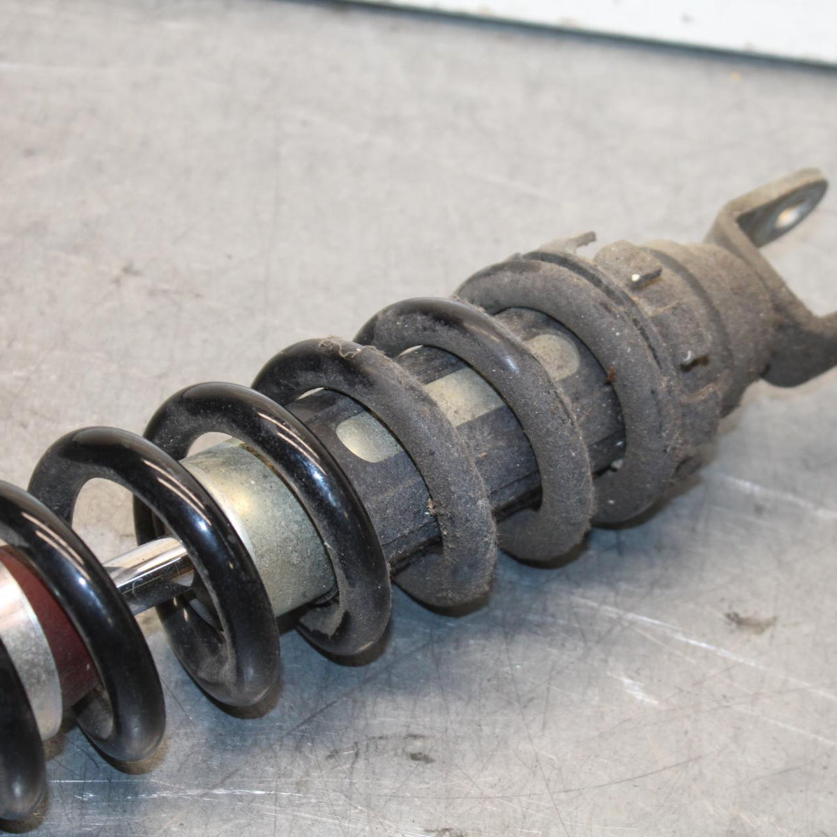 15-18 HONDA CB300FA REAR BACK SHOCK ABSORBER SUSPENSION BB646
