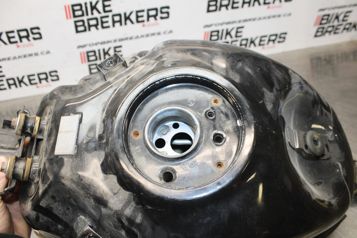 23 YAMAHA YZF R3 GAS TANK FUEL CELL PETROL RESERVOIR BB806