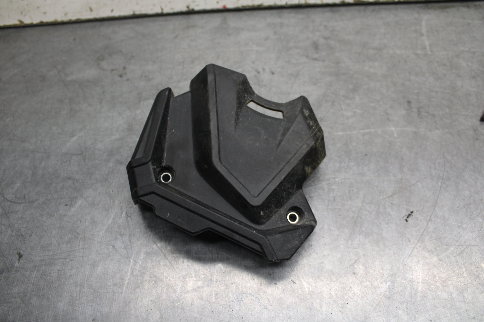 18-24 KAWASAKI NINJA 650 ENGINE SPROCKET COVER BB725