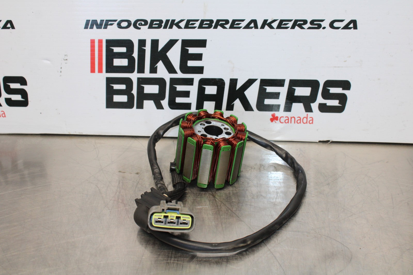 04-05 YAMAHA YZF R1 STATOR GENERATOR ALTERNATOR MAGNETO BB173
