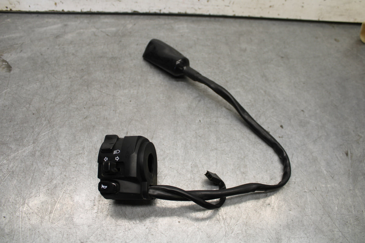 18-23 KAWASAKI NINJA 400 LEFT CLIP ON HANDLE HORN SIGNALS SWITCH SWITCHES BB660