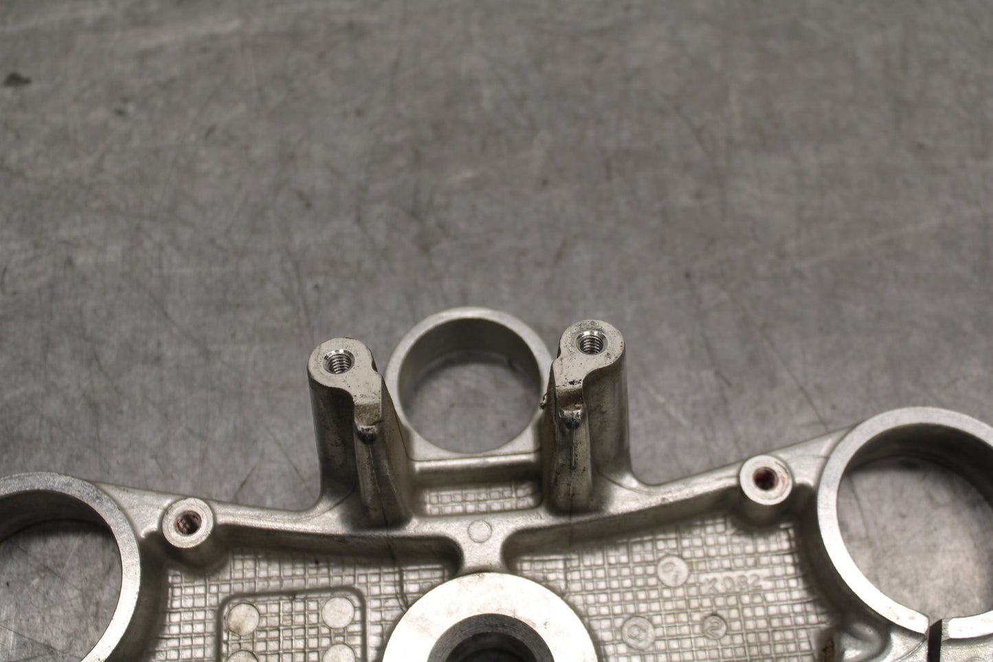 00-02 KAWASAKI NINJA ZX6R FORKS UPPER TRIPLE TREE CLAMP BB750