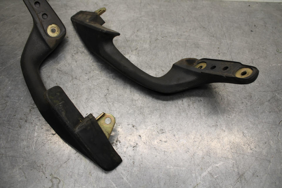 2001 Honda ST1100 PASSENGER REAR SEAT GRAB BAR HANDLE SET BB77