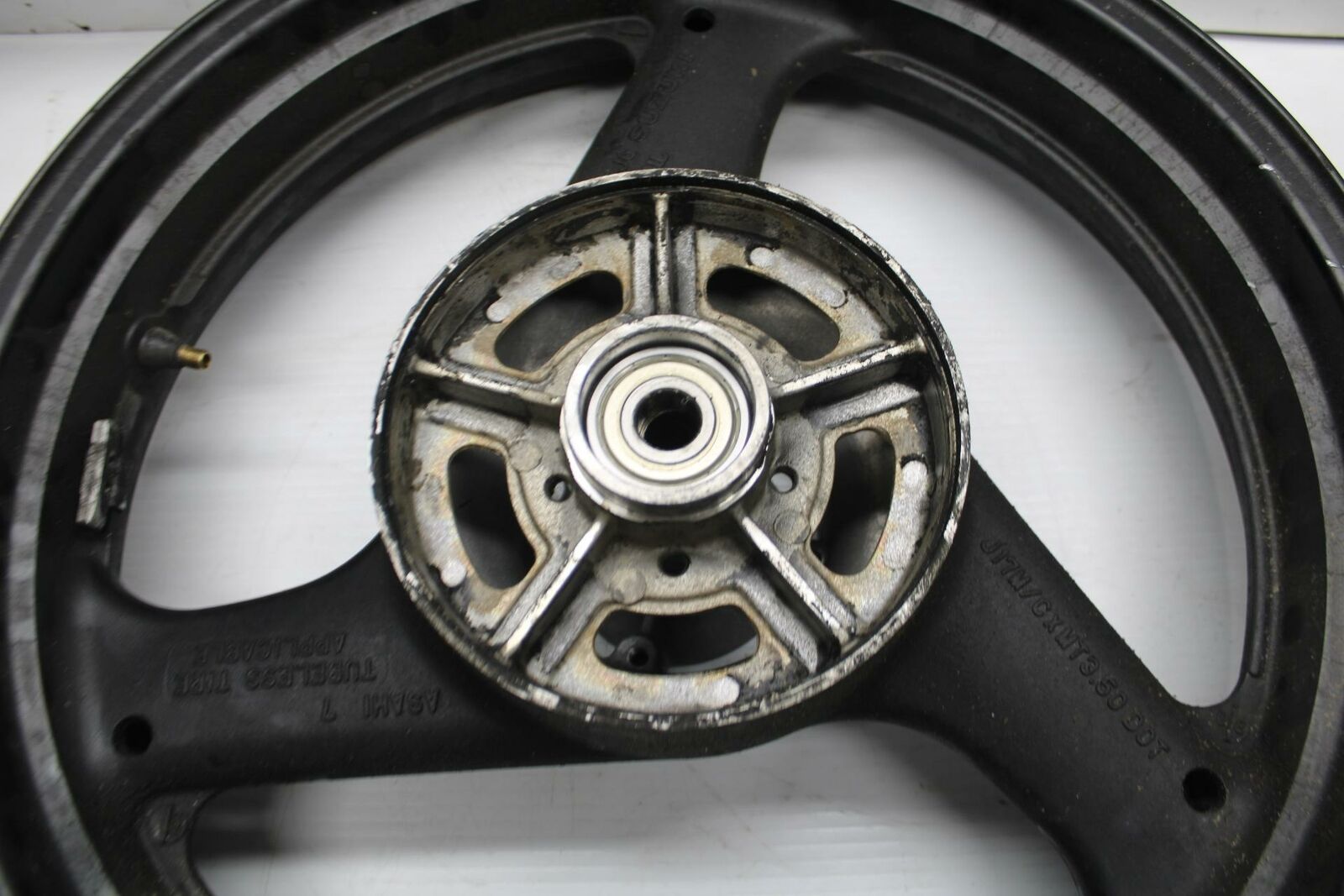 04-09 SUZUKI GS500F REAR WHEEL BACK RIM  BB278