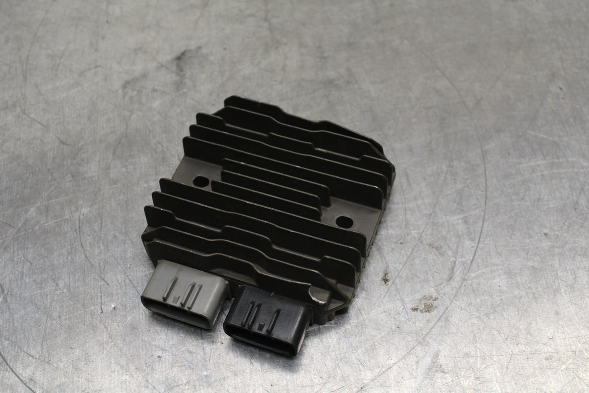 13-17 KAWASAKI NINJA ZX6R ZX636E RECTIFIER VOLTAGE REGULATOR BB735