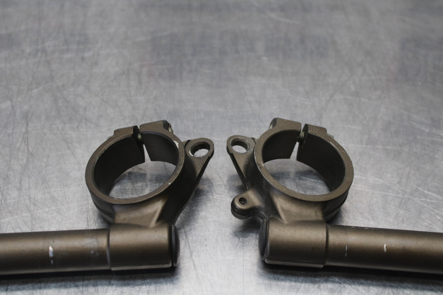 04-05 KAWASAKI NINJA ZX10R LEFT RIGHT CLIP ON ONS HANDLEBARS PAIR SET BB163