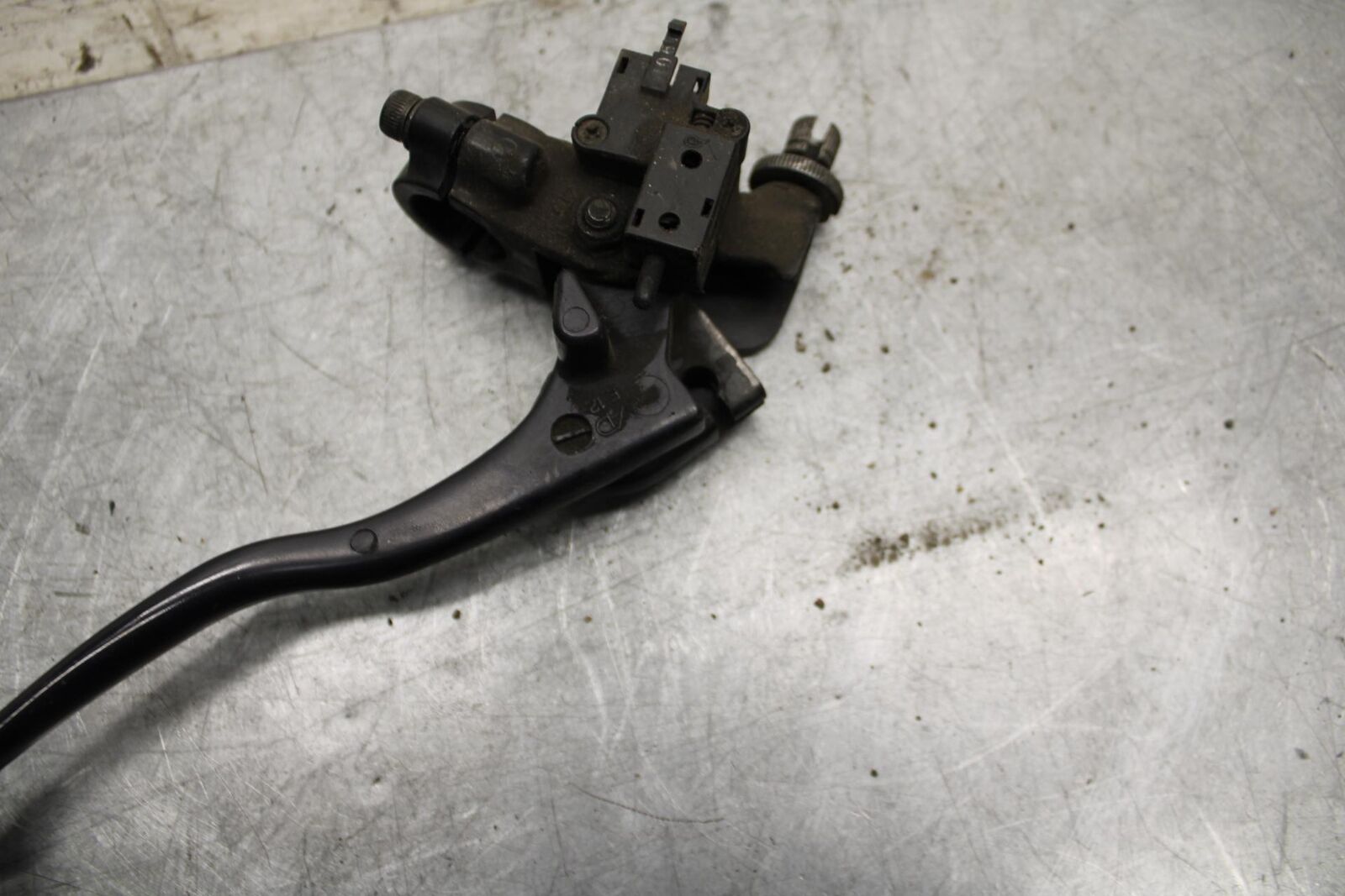 2001 Kawasaki Ninja ZX6 ZX600E CLUTCH PERCH MOUNT WITH LEVER  BB547