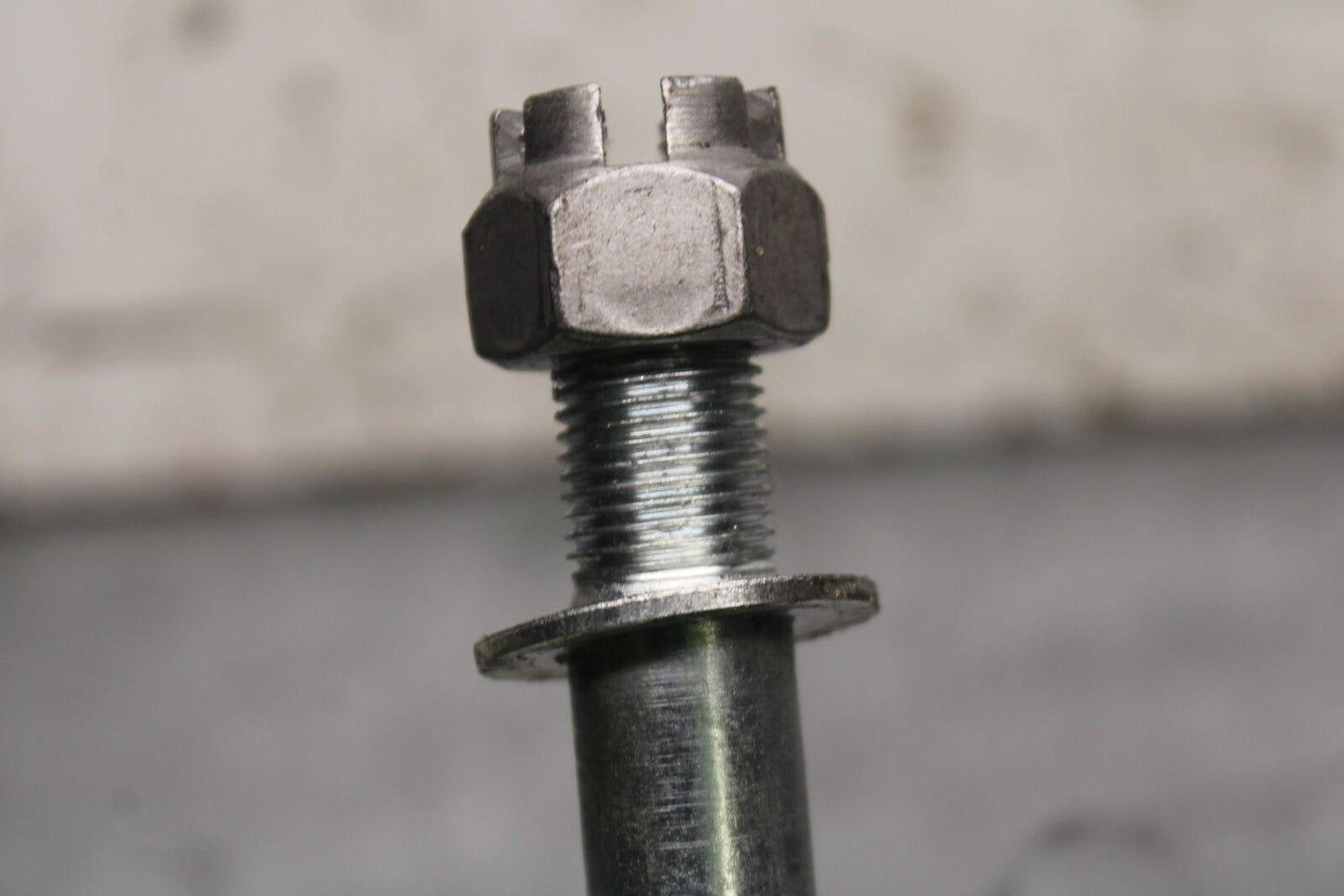 18-23 KAWASAKI NINJA 400 EX400 ABS FRONT WHEEL RIM AXLE PIVOT BOLT BB747