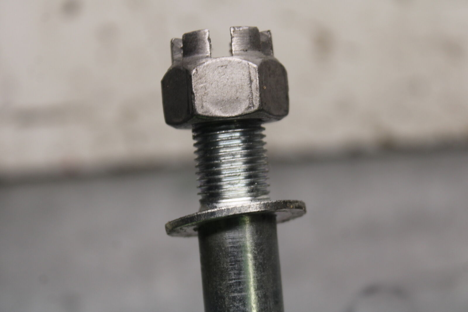 18-23 KAWASAKI NINJA 400 EX400 ABS FRONT WHEEL RIM AXLE PIVOT BOLT BB747