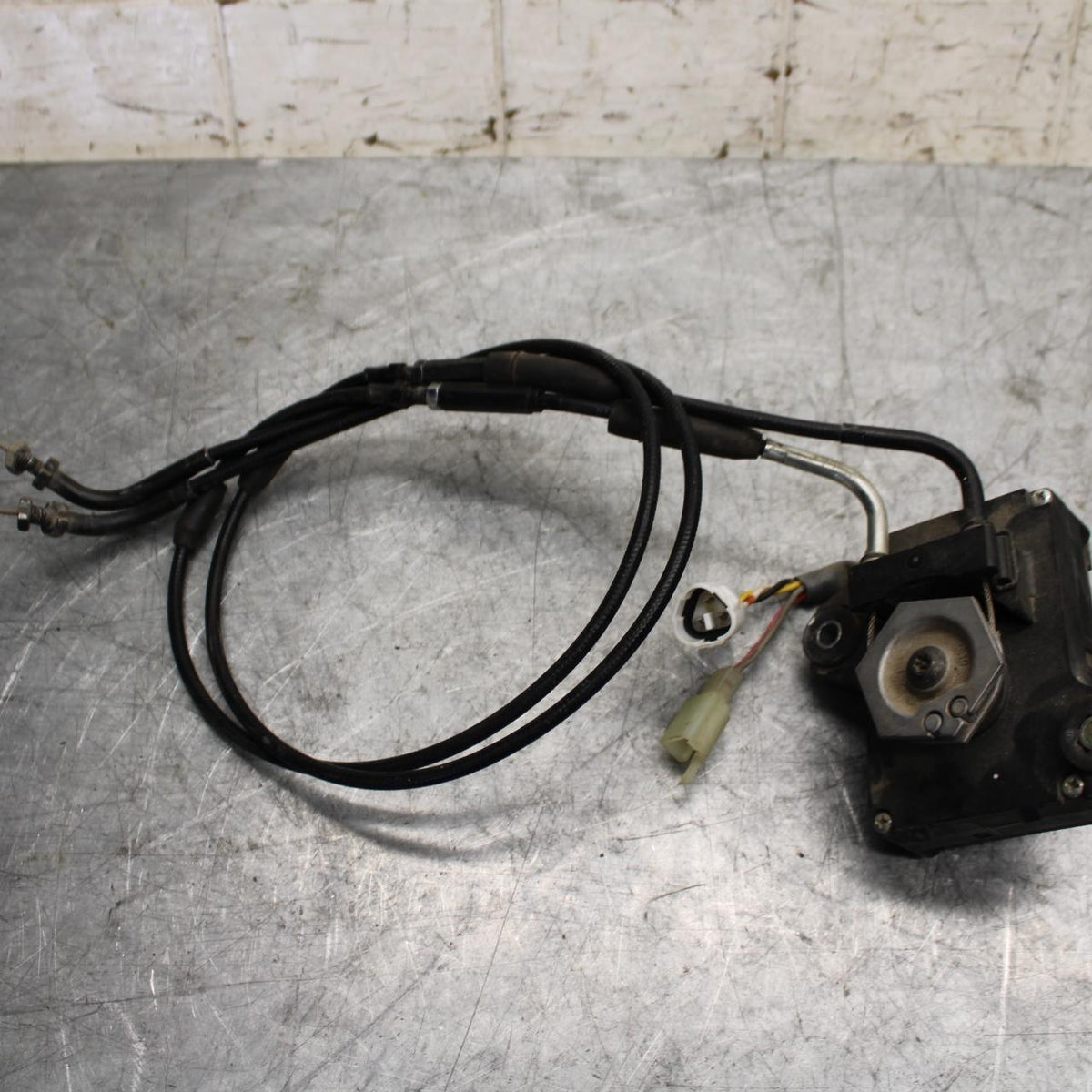2012 Kawasaki Ninja ZX6R ZX600R EXHAUST VALVE SERVO MOTOR 21174-0005 BB529