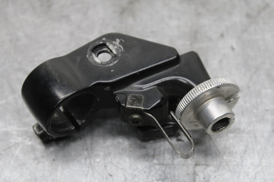 06 YAMAHA YZF R6 CLUTCH LEVER PERCH MOUNT BRACKET BB716