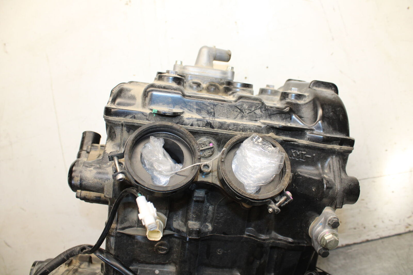 19-22 KAWASAKI Z400 ENGINE MOTOR BB708