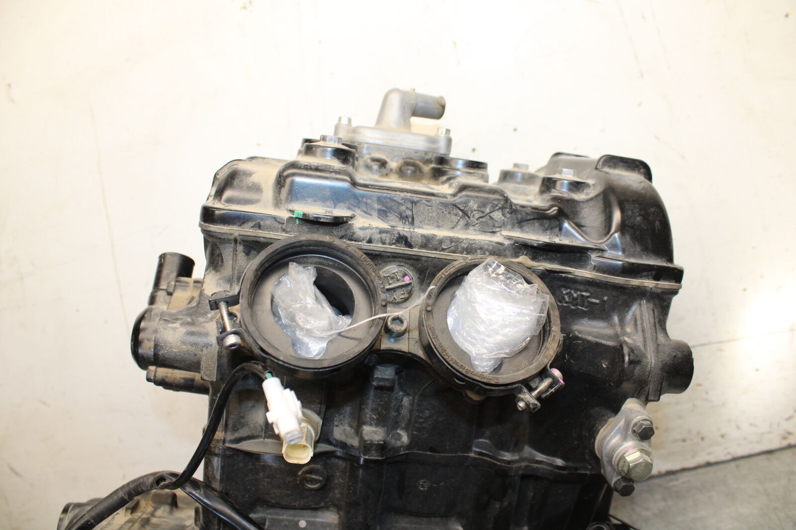 19-22 KAWASAKI Z400 ENGINE MOTOR BB708
