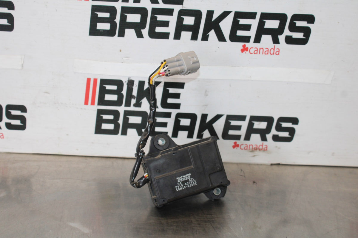 15-26 SUZUKI GSXR600 EXHAUST VALVE SERVO MOTOR BB888