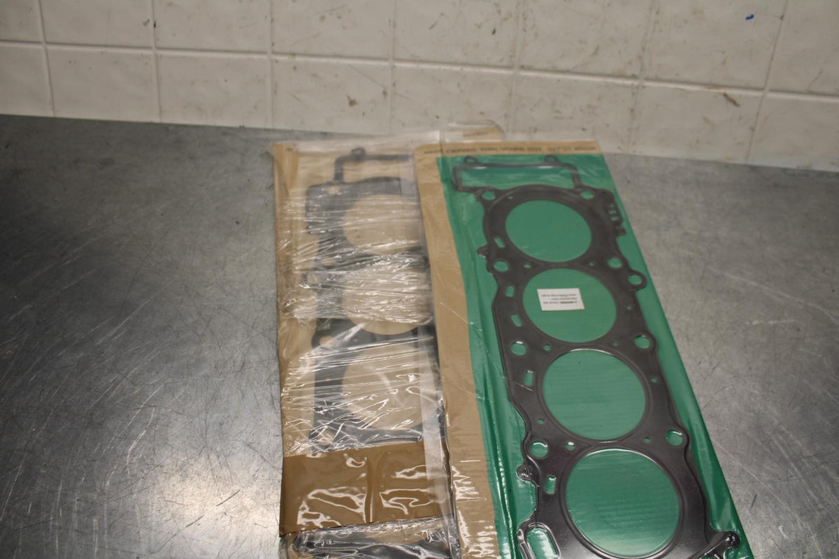 2007 Yamaha YZF R6S HEAD GASKETS YAMAHA BRAND NEW BB594