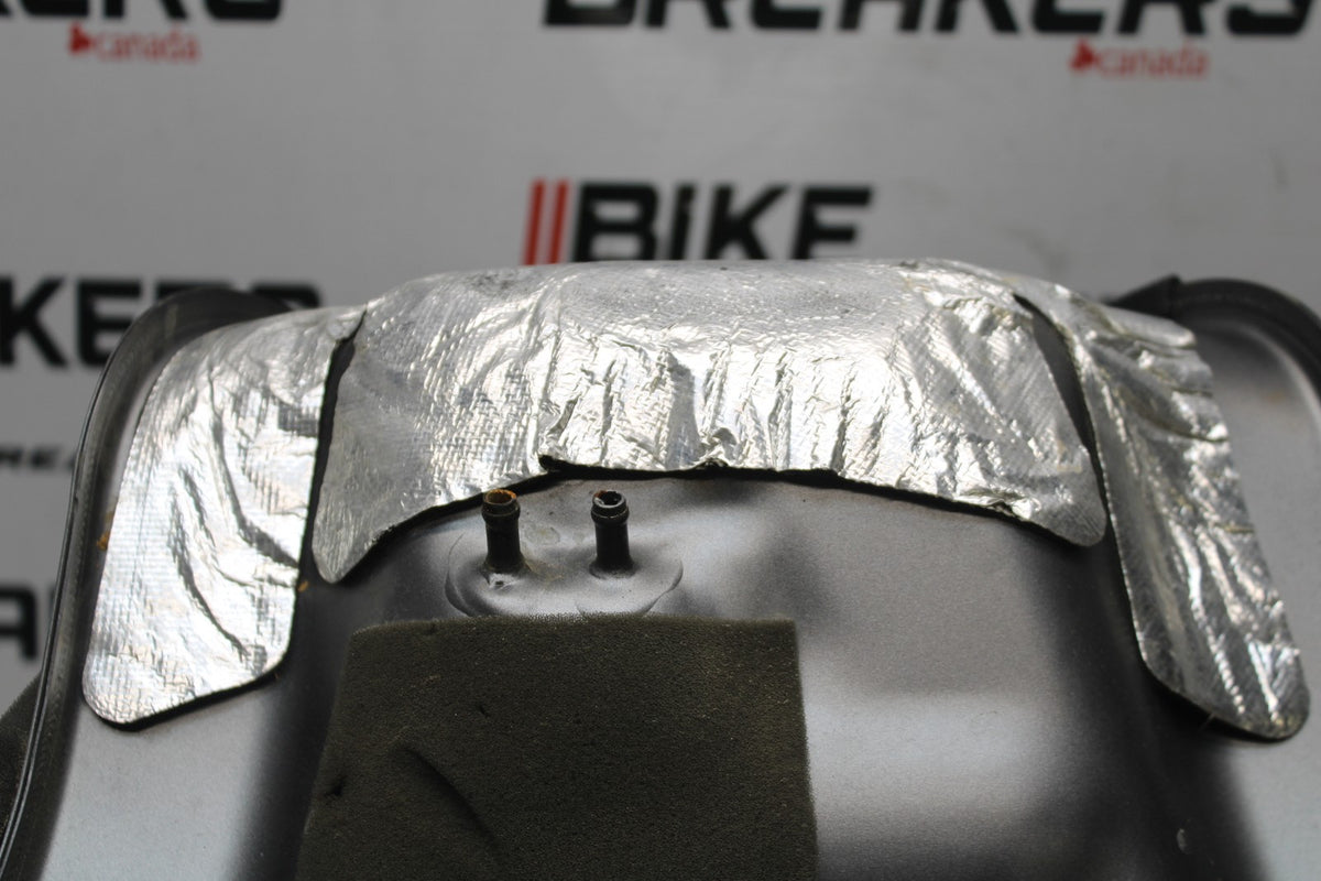 13 YAMAHA YZF R1 GAS TANK FUEL CELL PETROL RESERVOIR BB781
