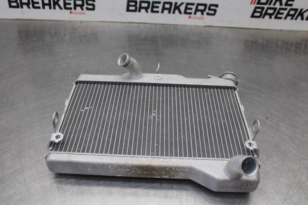 22-25 YAMAHA YZF R7 ENGINE RADIATOR MOTOR COOLER COOLING RADIATER BB00