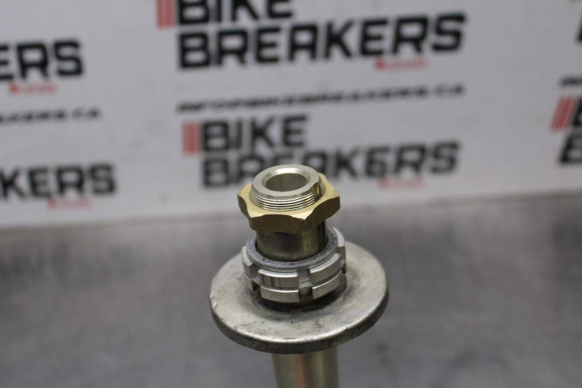 06-07 SUZUKI GSXR750 FRONT FORKS CLAMP LOWER TRIPLE TREE STEM BB811