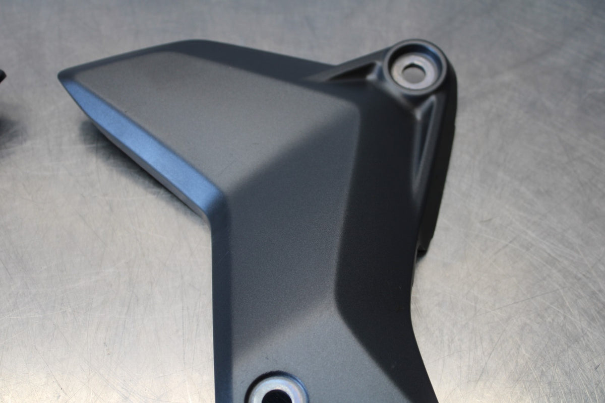 22-25 YAMAHA YZF R7 RIGHT LEFT FRAME MID SIDE COVERS COWLS PANELS TRIM BB176