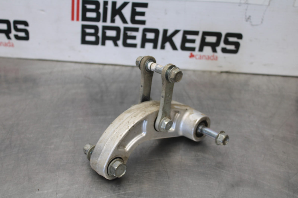 15-17 YAMAHA FJ09 REAR DOGBONE SHOCK LINKAGE LINK BB906