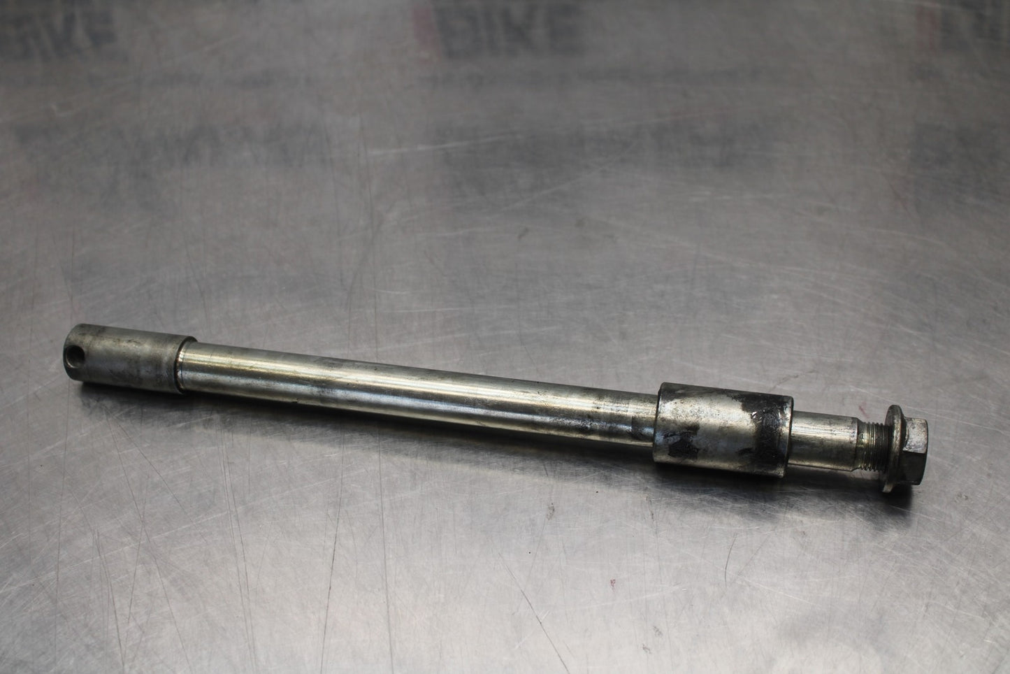 03-08 KAWASAKI VULCAN 1600 FRONT WHEEL RIM AXLE PIVOT BOLT BB196