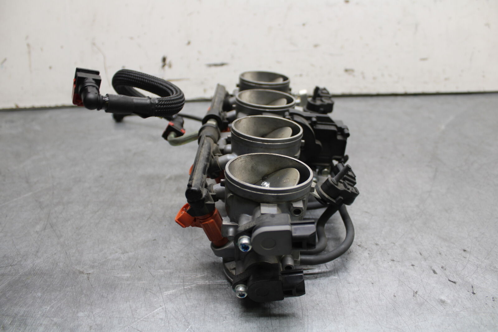 13-18 KAWASAKI NINJA ZX6R MAIN FUEL INJECTORS / THROTTLE BODIES 16163-0772 BB666