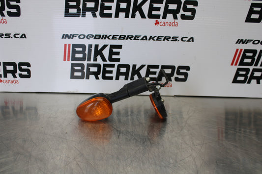 08 MOTO GUZZI BREVA 750 RIGHT FRONT TURN SIGNAL LIGHT INDICATOR BB154